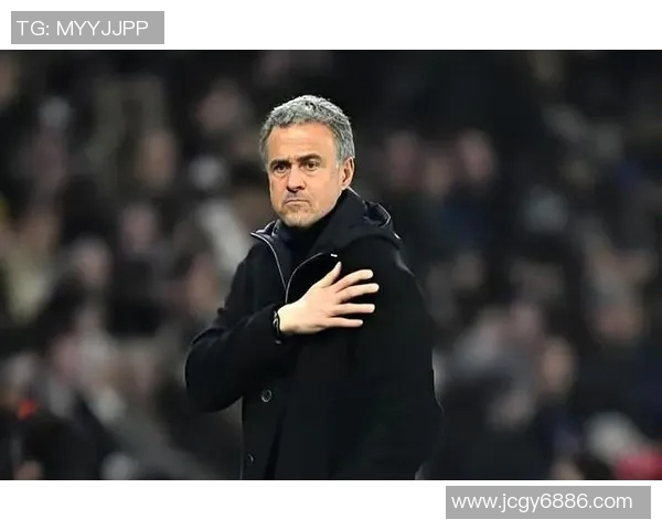 足球明星头上的伤疤背后故事揭秘与他们的拼搏精神相伴的荣耀与痛苦